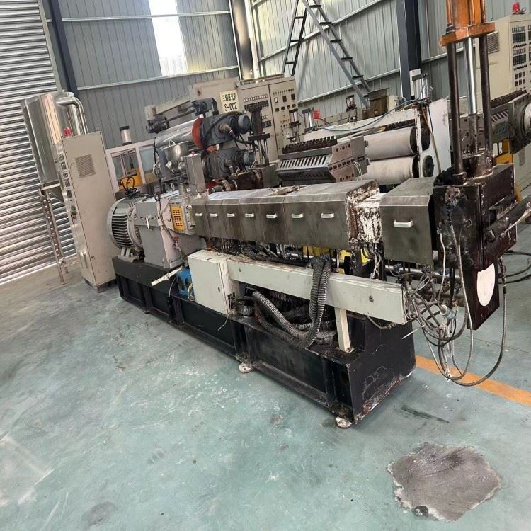 Used Flat Double Granulator Used Flat Double Granulator