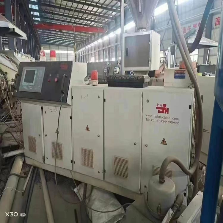 Used Three-layer PE Water Supply Pipe Production Line Used Three-layer PE Water Supply Pipe Production Line